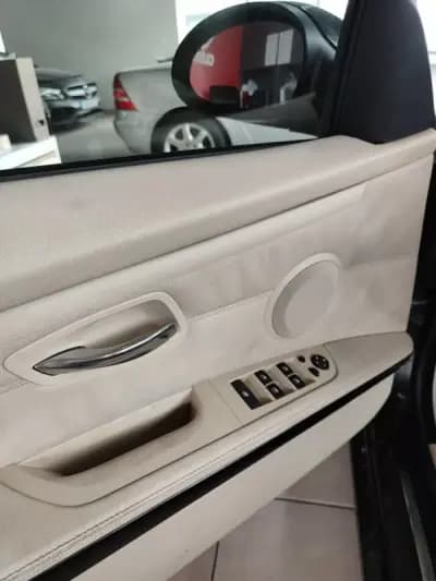 Vendo BMW 320 2007 - 13250 EUR, 189900 km - AUTO.MOTO.pt