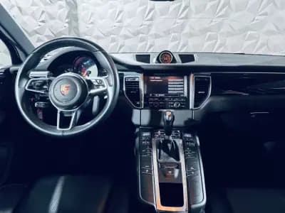 Sell Porsche Macan 2014 - 42990 EUR, 205232 km - AUTO.MOTO.pt