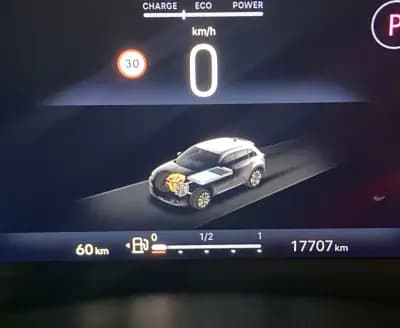 Vendo Fiat 600 2025 - 23800 EUR, 17707 km - AUTO.MOTO.pt