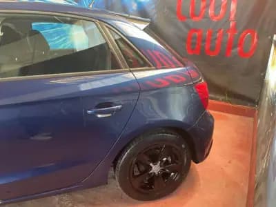 Sell Audi A1 Sportback 2018 - 15750 EUR, 80000 km - AUTO.MOTO.pt