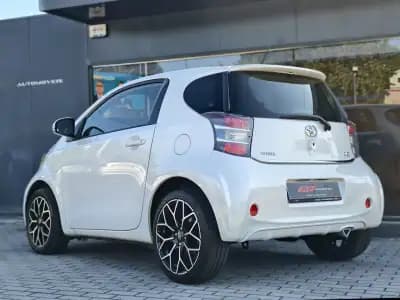 Vendo Toyota iQ 2011 - 10500 EUR, 110000 km - AUTO.MOTO.pt