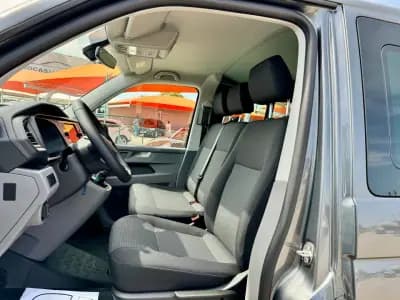 Vendo Volkswagen Transporter 2024 - 39950 EUR, 148150 km - AUTO.MOTO.pt