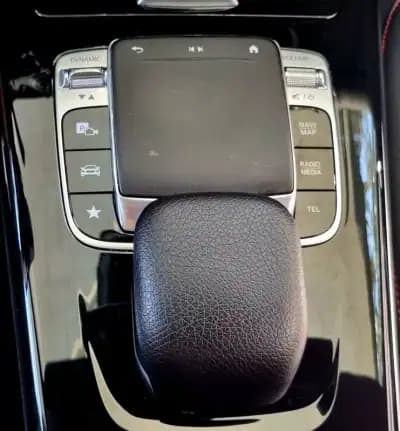 Sell Mercedes-Benz A 180 2019 - 24500 EUR, 129000 km - AUTO.MOTO.pt