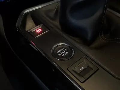 Vendo Peugeot 3008 2022 - 19990 EUR, 171600 km - AUTO.MOTO.pt