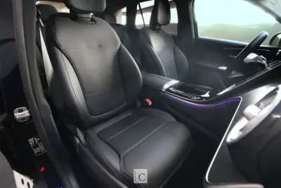 Vendo Mercedes-Benz GLC 300 2023 - 66500 EUR, 32000 km - AUTO.MOTO.pt