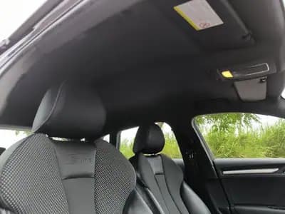 Vendo Audi A3 Sportback 2013 - 14950 EUR, 255105 km - AUTO.MOTO.pt