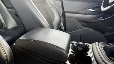 Vendo Jaguar E-Pace 2019 - 23900 EUR, 164000 km - AUTO.MOTO.pt