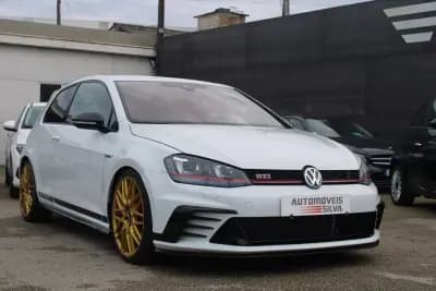 Vendo Volkswagen Golf 2017 - 33990 EUR, 55000 km - AUTO.MOTO.pt