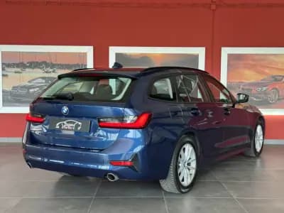 Vendo BMW 318 2022 - 31990 EUR, 121526 km - AUTO.MOTO.pt