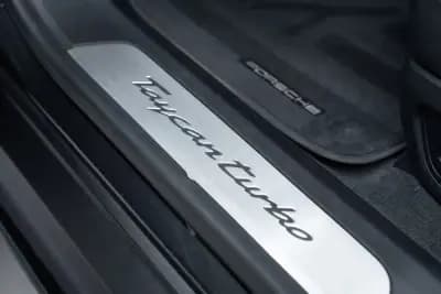 Sell Porsche Taycan 2020 - 76950 EUR, 45000 km - AUTO.MOTO.pt