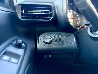 Vendo Opel Combo 2022 - 18450 EUR, 134000 km - AUTO.MOTO.pt