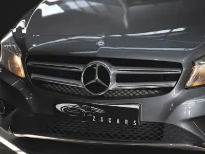 Vendo Mercedes-Benz A 180 2014 - 12990 EUR, 149000 km - AUTO.MOTO.pt