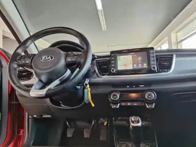 Sell Kia Rio 2019 - 12500 EUR, 66000 km - AUTO.MOTO.pt