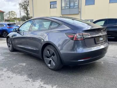 Vendo Tesla Model 3 2023 - 31950 EUR, 63000 km - AUTO.MOTO.pt