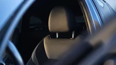 Sell BMW 320 2020 - 29999 EUR, 166000 km - AUTO.MOTO.pt