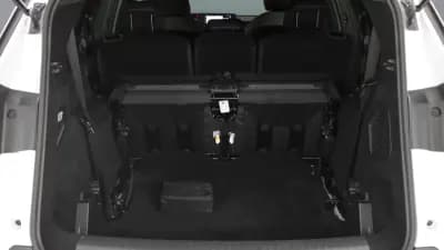 Vendo Peugeot 5008 2025 - 33900 EUR, 25000 km - AUTO.MOTO.pt