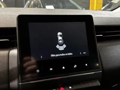 Vendo Renault Clio 2021 - 13490 EUR, 108000 km - AUTO.MOTO.pt