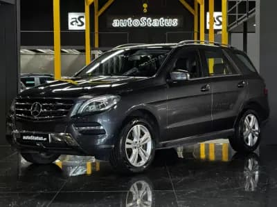 Vendo Mercedes-Benz ML 250 2015 - 27490 EUR, 135500 km - AUTO.MOTO.pt