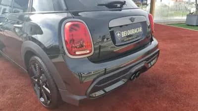 Vendo MINI 2023 - 37500 EUR, 2186 km - AUTO.MOTO.pt