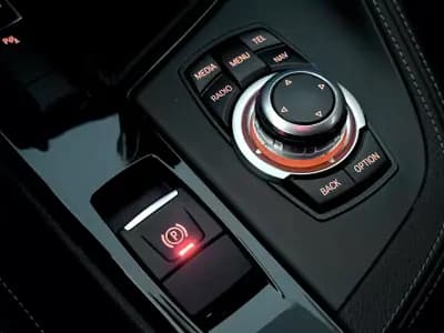 Vendo BMW X1 2016 - 19350 EUR, 99000 km - AUTO.MOTO.pt