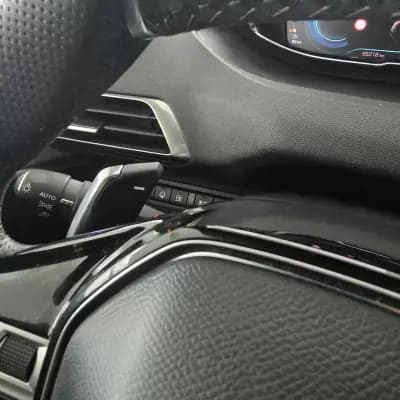 Sell Peugeot 3008 2021 - 23890 EUR, 56218 km - AUTO.MOTO.pt