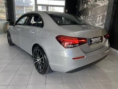Sell Mercedes-Benz A 180 Limousine 2020 - 23600 EUR, 81132 km - AUTO.MOTO.pt