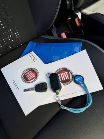 Sell Fiat 500 2021 - 10950 EUR, 117000 km - AUTO.MOTO.pt