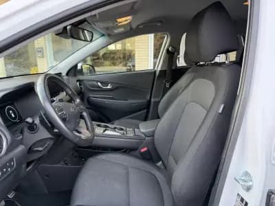 Sell Hyundai Kauai 2022 - 22900 EUR, 81000 km - AUTO.MOTO.pt