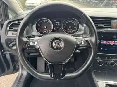 Sell Volkswagen Golf 2019 - 15990 EUR, 95000 km - AUTO.MOTO.pt