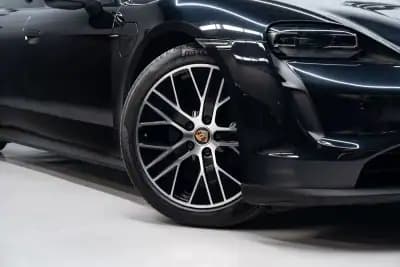 Sell Porsche Taycan Sport Turismo 2023 - 69950 EUR, 59281 km - AUTO.MOTO.pt