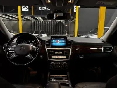 Vendo Mercedes-Benz ML 250 2015 - 27490 EUR, 135500 km - AUTO.MOTO.pt