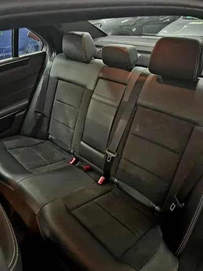 Sell Mercedes-Benz E 300 2013 - 17950 EUR, 221000 km - AUTO.MOTO.pt