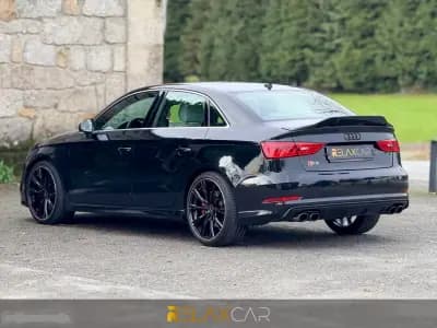 Vendo Audi S3 Limousine 2014 - 25500 EUR, 205000 km - AUTO.MOTO.pt