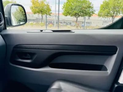 Vendo Toyota Proace 2018 - 17999 EUR, 160000 km - AUTO.MOTO.pt