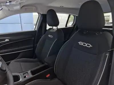 Vendo Fiat 600 2025 - 25750 EUR, 11200 km - AUTO.MOTO.pt