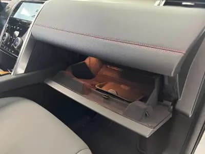 Vendo Land Rover Discovery Sport 2021 - 36600 EUR, 57413 km - AUTO.MOTO.pt