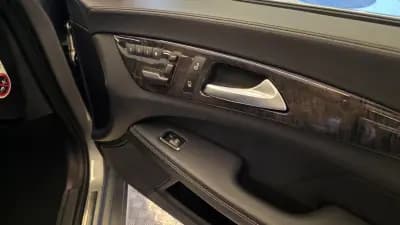 Vendo Mercedes-Benz CLS 250 2012 - 22500 EUR, 197255 km - AUTO.MOTO.pt