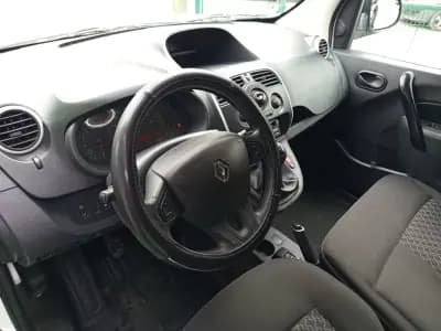 Sell Renault Kangoo 2016 - 9990 EUR, 102740 km - AUTO.MOTO.pt