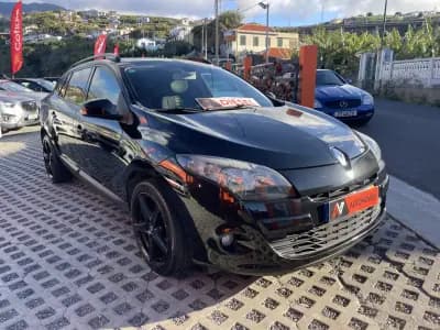 Sell Renault Mégane Break 2011 - 7950 EUR, 132851 km - AUTO.MOTO.pt