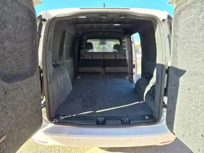 Vendo Volkswagen Caddy 2021 - 22950 EUR, 214034 km - AUTO.MOTO.pt