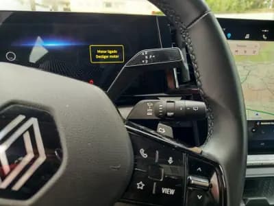 Vendo Renault Mégane E-Tech 2023 - 23490 EUR, 64900 km - AUTO.MOTO.pt