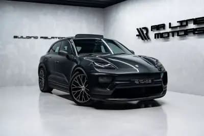 Sell Porsche Macan 2024 - 87950 EUR, 16000 km - AUTO.MOTO.pt