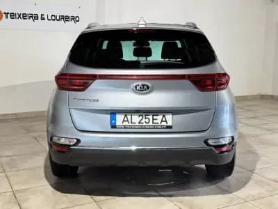 Sell Kia Sportage 2021 - 21900 EUR, 91000 km - AUTO.MOTO.pt