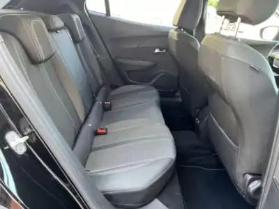 Vendo Peugeot e-2008 2022 - 21990 EUR, 30000 km - AUTO.MOTO.pt