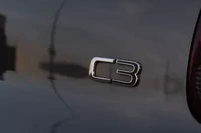 Vendo Citroën C3 2021 - 12999 EUR, 115000 km - AUTO.MOTO.pt