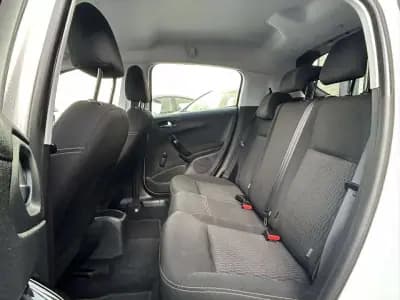 Vendo Peugeot 208 2018 - 12990 EUR, 92000 km - AUTO.MOTO.pt