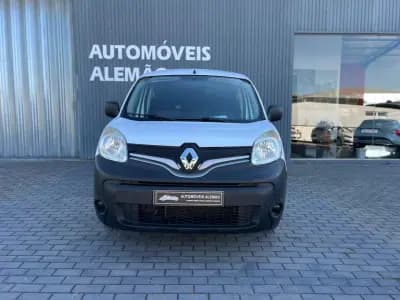 Vendo Renault Kangoo 2018 - 14500 EUR, 96074 km - AUTO.MOTO.pt