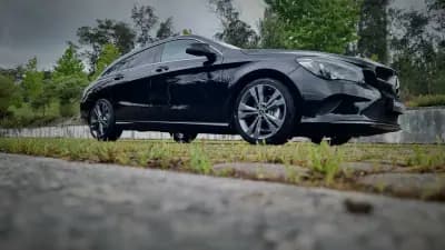 Vendo Mercedes-Benz CLA 200 2018 - 24900 EUR, 141000 km - AUTO.MOTO.pt