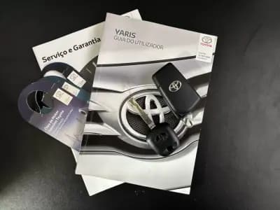 Sell Toyota Yaris 2017 - 11990 EUR, 110000 km - AUTO.MOTO.pt