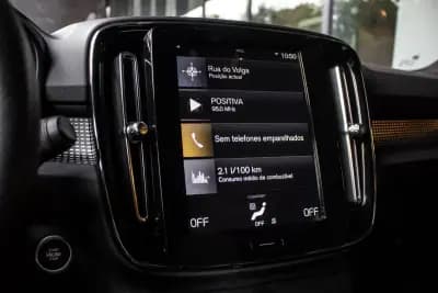 Vendo Volvo XC 40 2020 - 28980 EUR, 88796 km - AUTO.MOTO.pt